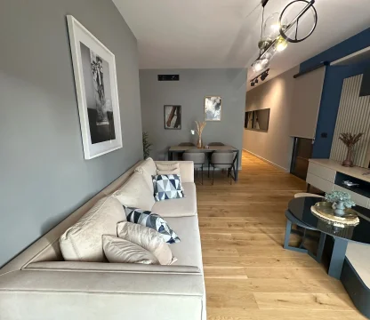 Tivat’ta Porto Montenegro’ya Yürüme Mesafesinde 2+1 Tam Mobilyalı Daire – 65,5 m²