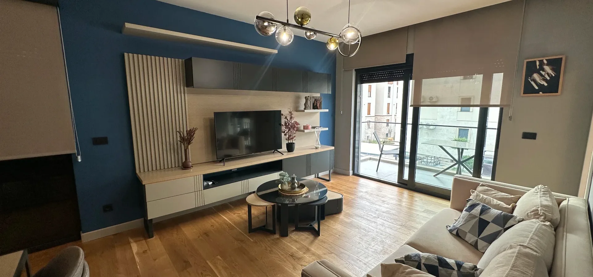 Tivat’ta Porto Montenegro’ya Yürüme Mesafesinde 2+1 Tam Mobilyalı Daire – 65,5 m²