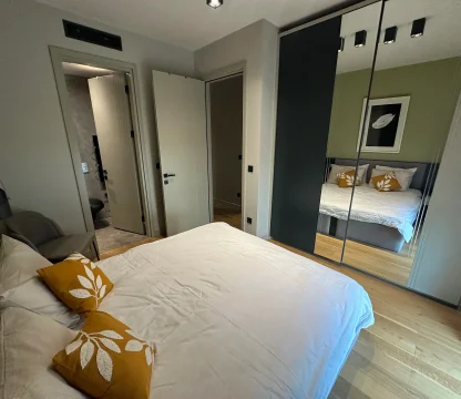 Tivat’ta Porto Montenegro’ya Yürüme Mesafesinde 2+1 Tam Mobilyalı Daire – 65,5 m²