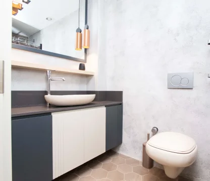 Tivat’ta Porto Montenegro’ya Yürüme Mesafesinde 1+1 Daire – 45 m² + 80 m² Teras