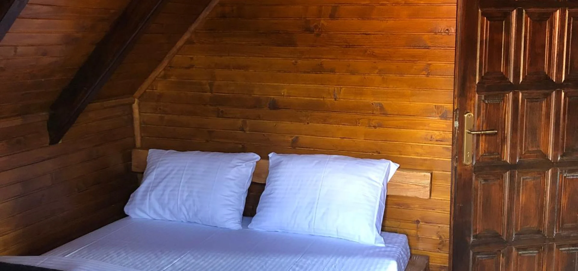  Kolaşin’de 3+1 dubleks 106 m2, ev bahçe 200 m2