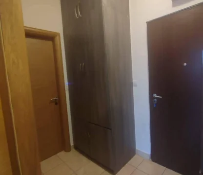 Podgorica Stari Aerodrom’da 1+1 Yarı Mobilyalı Daire – 43 m²