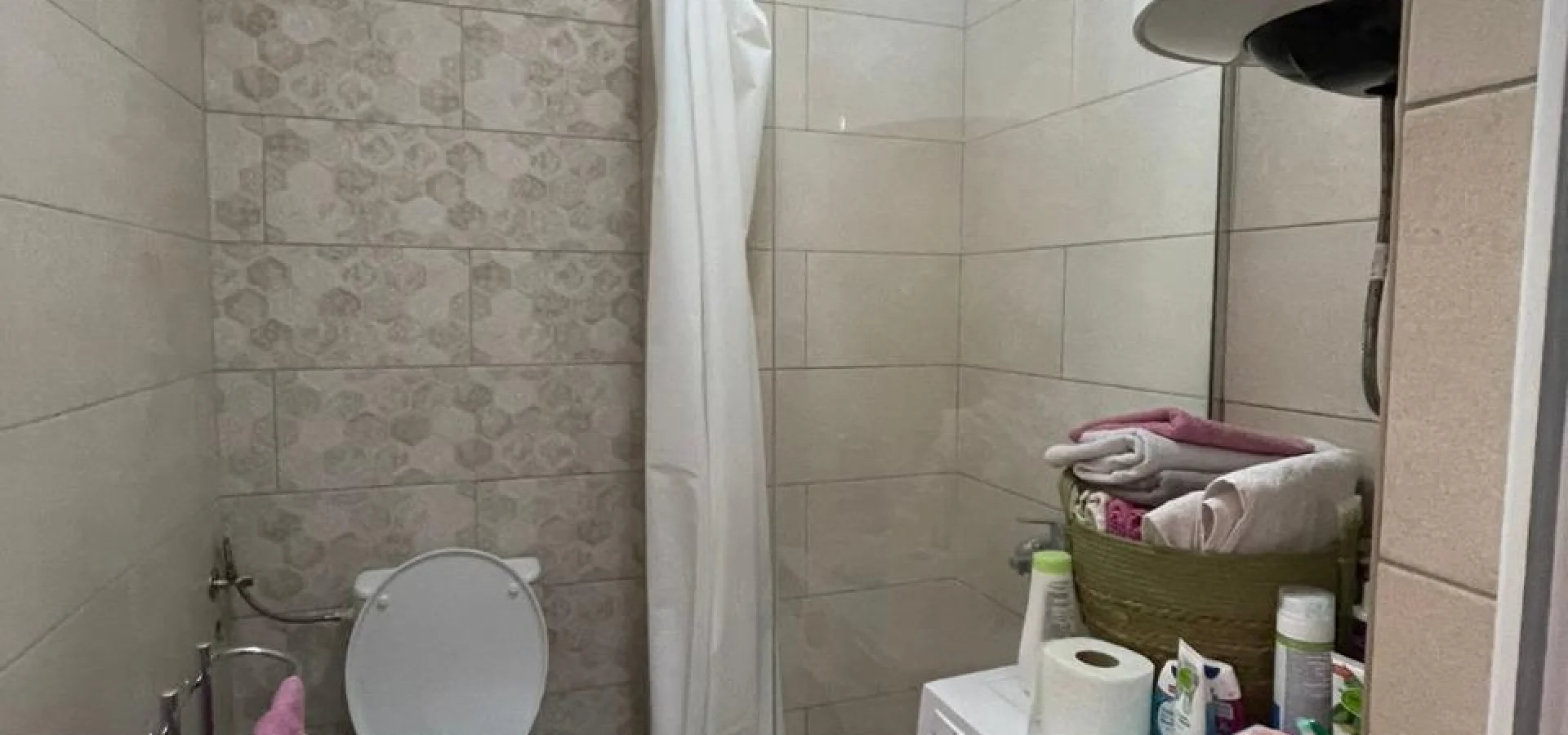 Podgorica Stari Aerodrom’da 1+1 Yarı Mobilyalı Daire – 43 m²