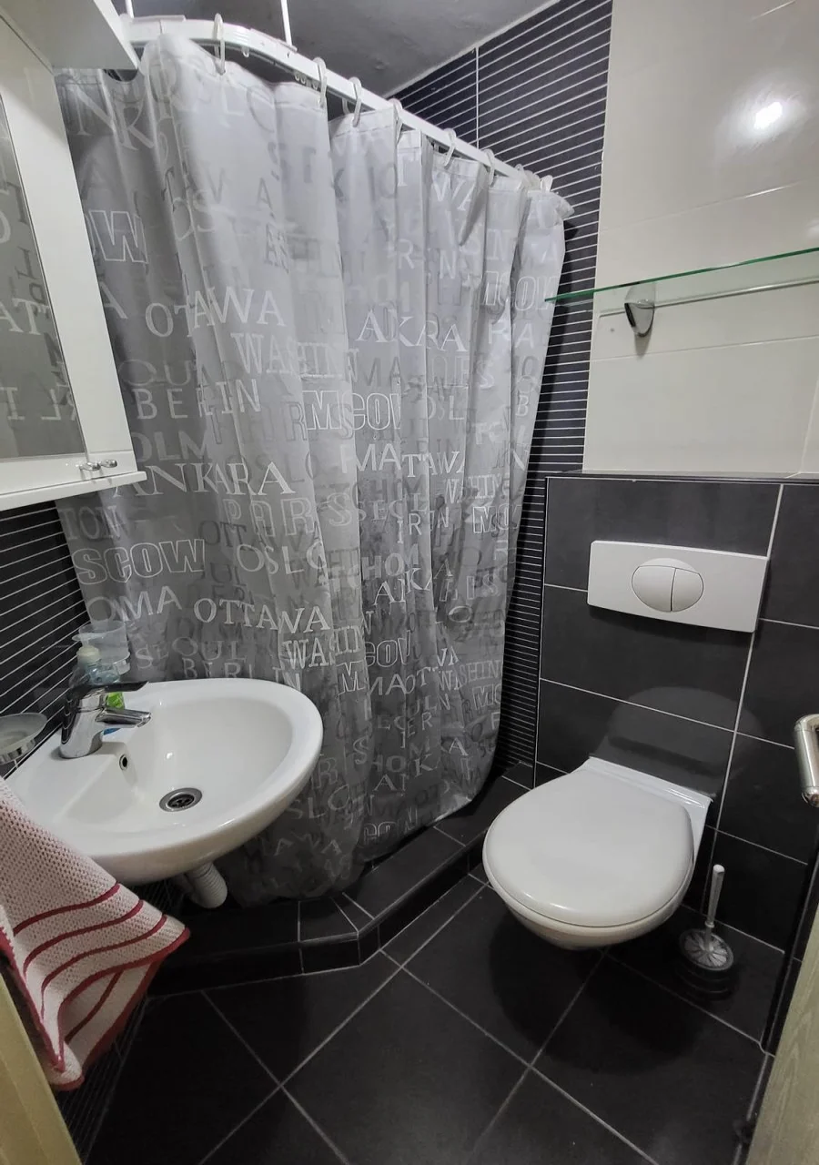 Budva, Vojvodanska Caddesi'nde stüdyo daire