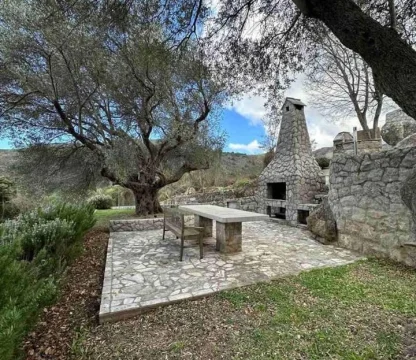 Kiralık beciçi de konforlu  Geniş Villa 