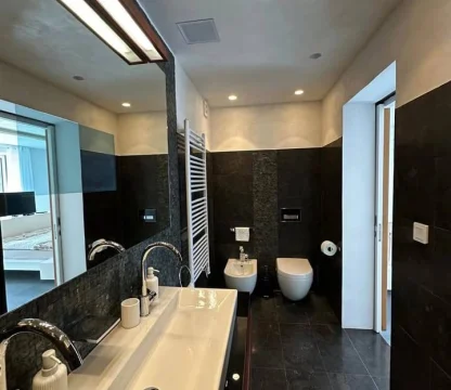 Kiralık beciçi de konforlu  Geniş Villa 