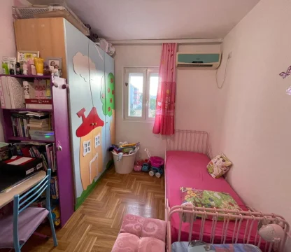  podgorica da 2+1 otoparklı 70 m2 daire