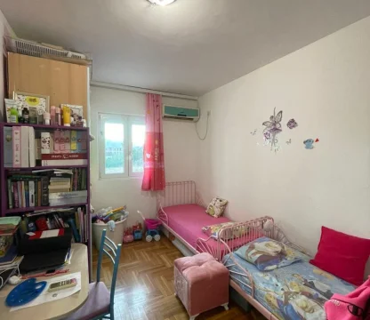  podgorica da 2+1 otoparklı 70 m2 daire