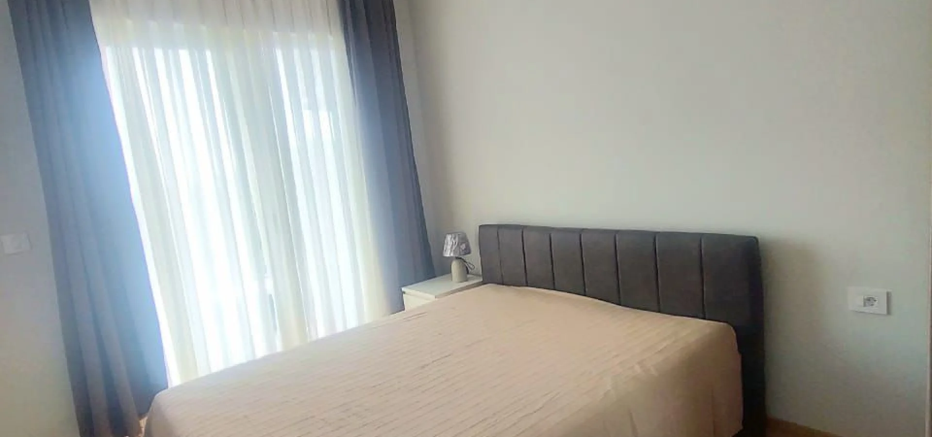 Beciçi de 1+1 Yıllık kiralık  daire deniz manzaralı