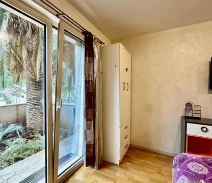 Budva da Stüdyo daire yıllık kiralık 