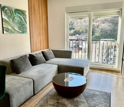 Beciçi de 1+1 kiralık daire