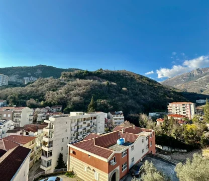 Beciçi de 1+1 kiralık daire