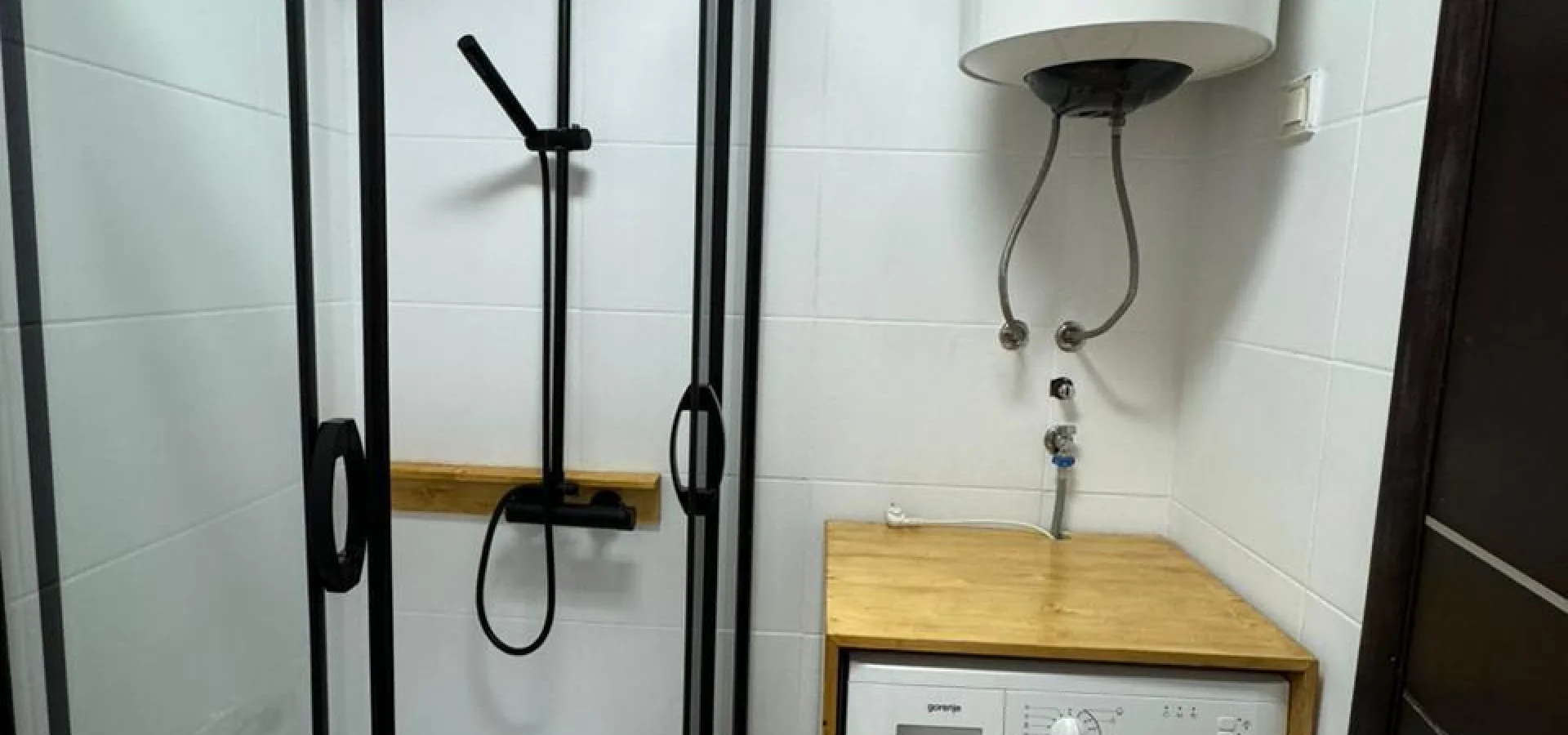 Beciçi de Splendid otelin karşısında 1+1 kiralık daire