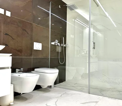 Dukley Gardens’ta Deniz Manzaralı Lüks Zemin Kat 2+1 Daire – 159 m²