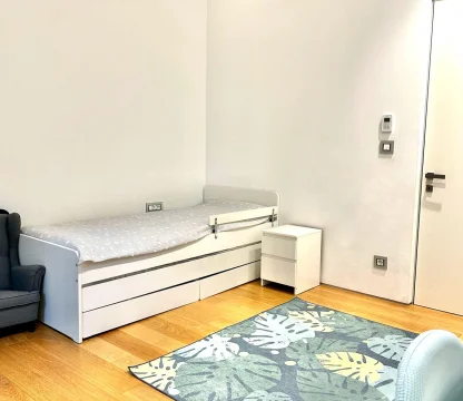 Dukley Gardens’ta Deniz Manzaralı Lüks Zemin Kat 2+1 Daire – 159 m²