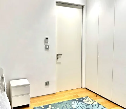 Dukley Gardens’ta Deniz Manzaralı Lüks Zemin Kat 2+1 Daire – 159 m²