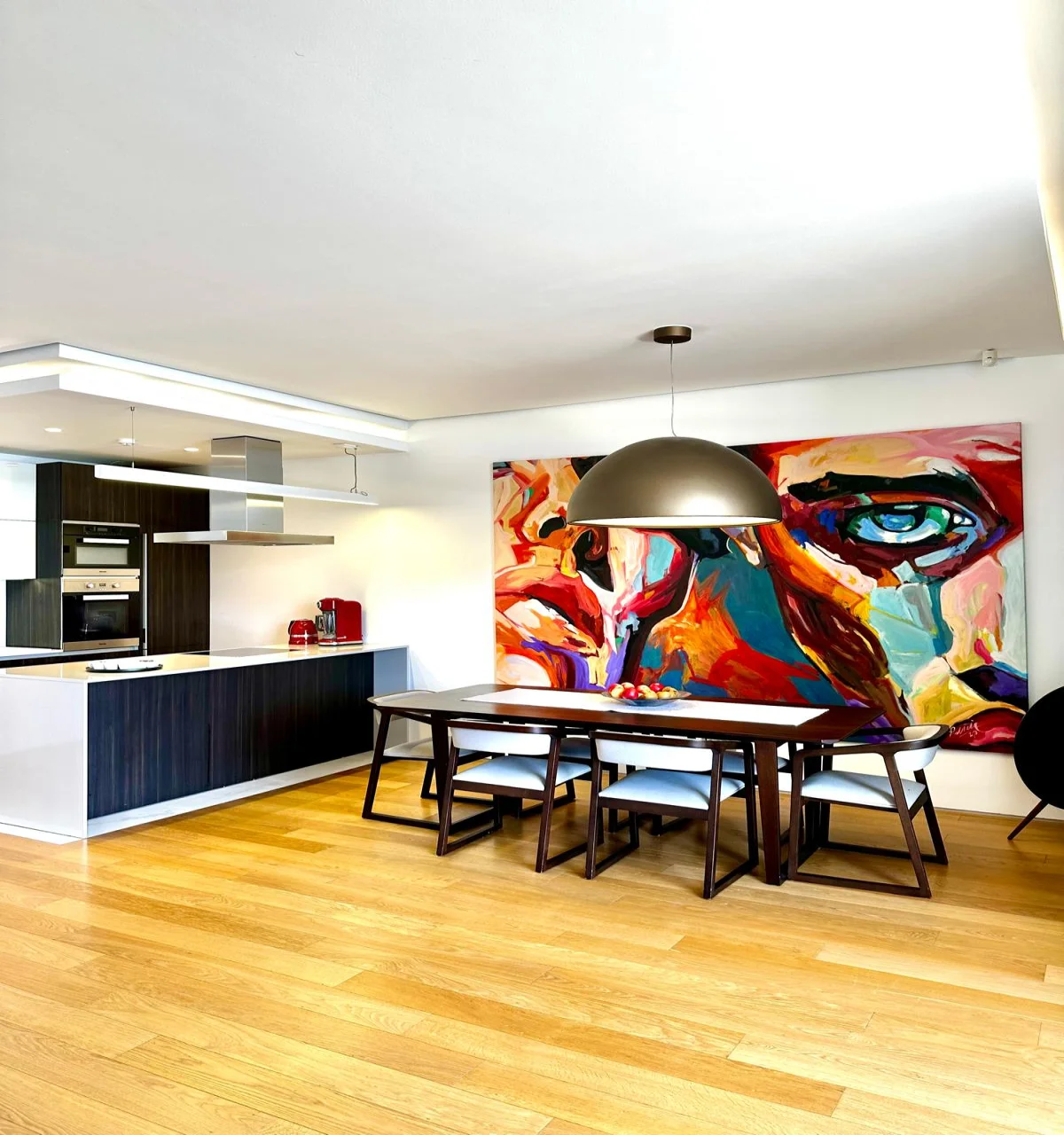 Dukley Gardens’ta Deniz Manzaralı Lüks Zemin Kat 2+1 Daire – 159 m²