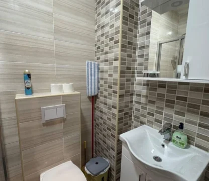  Budva  da yeni binada stüdyo daire 