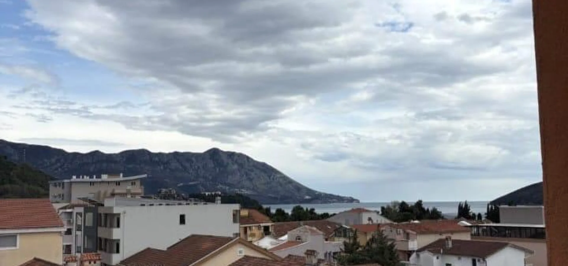  Budva  da yeni binada stüdyo daire 