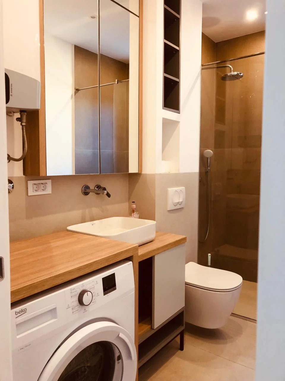 Budva  beciçi de 1 + 1 kiralık daire