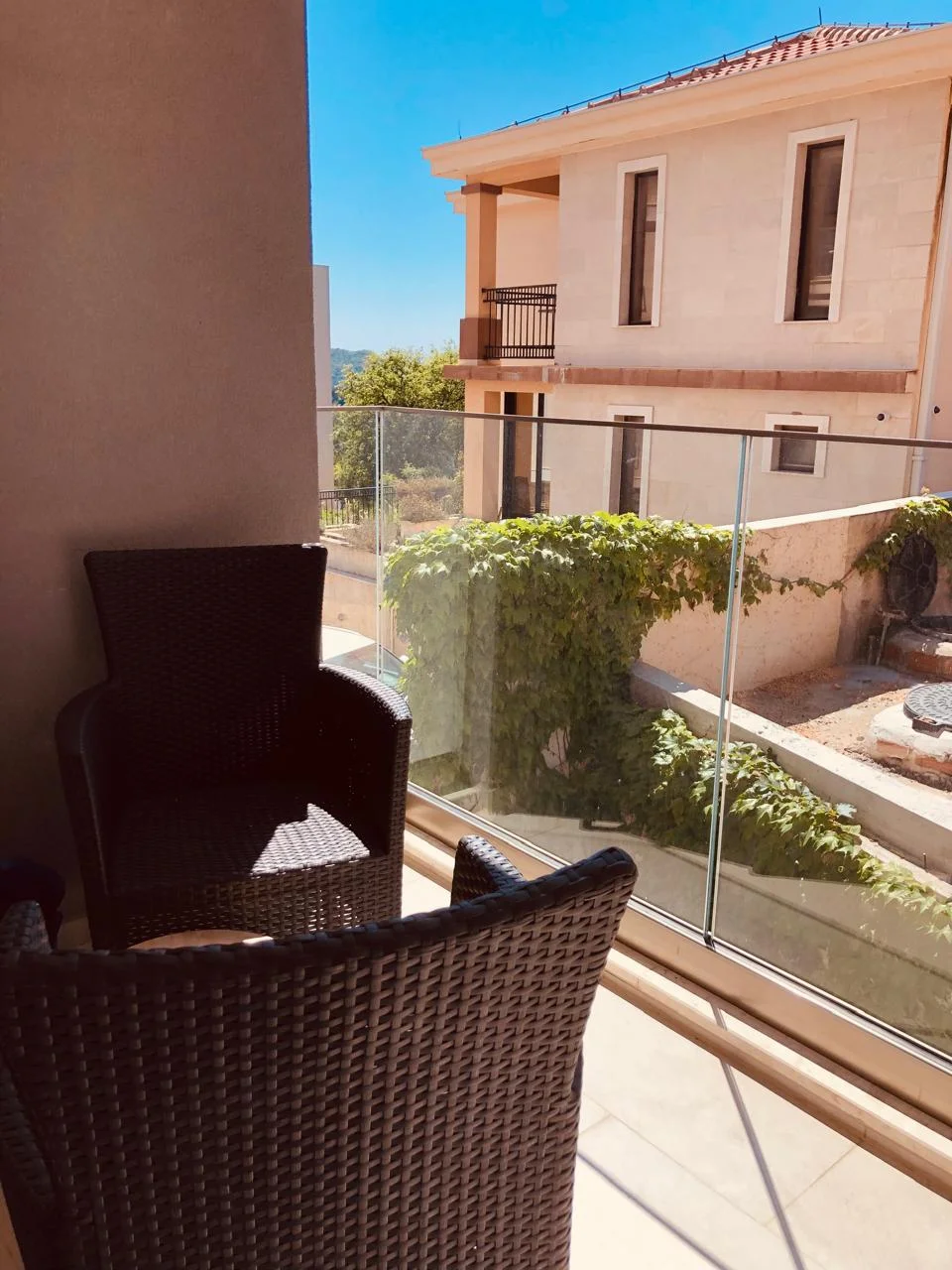 Budva  beciçi de 1 + 1 kiralık daire