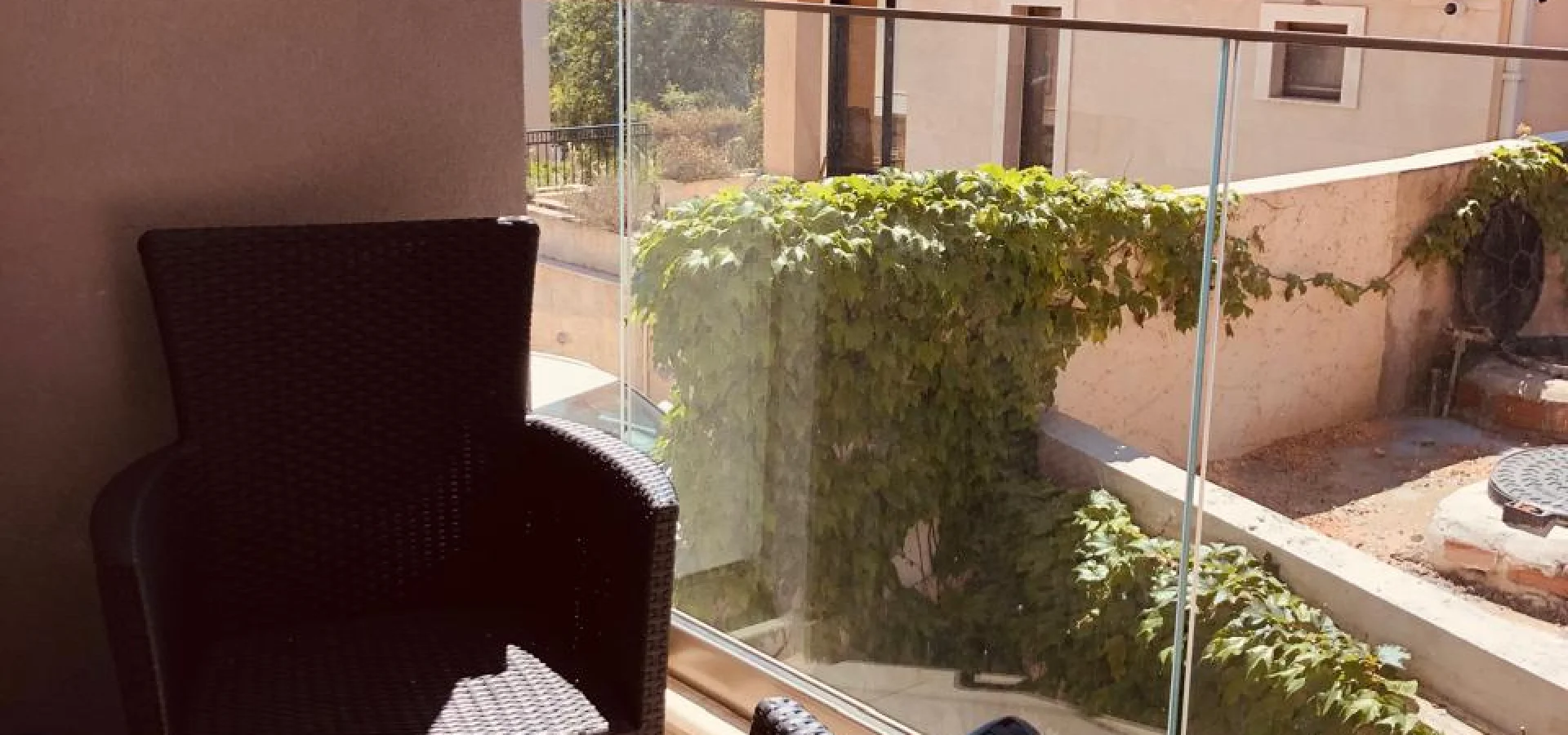 Budva  beciçi de 1 + 1 kiralık daire