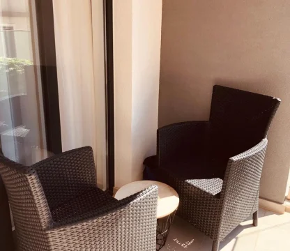 Budva  beciçi de 1 + 1 kiralık daire