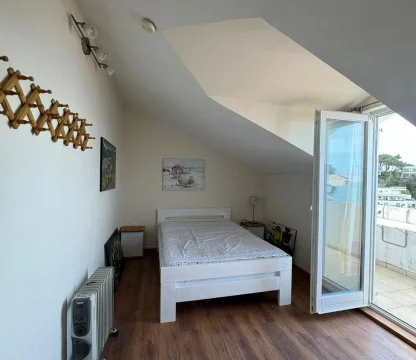 Budva Svite Stefan da 1 + 1 penthouse
