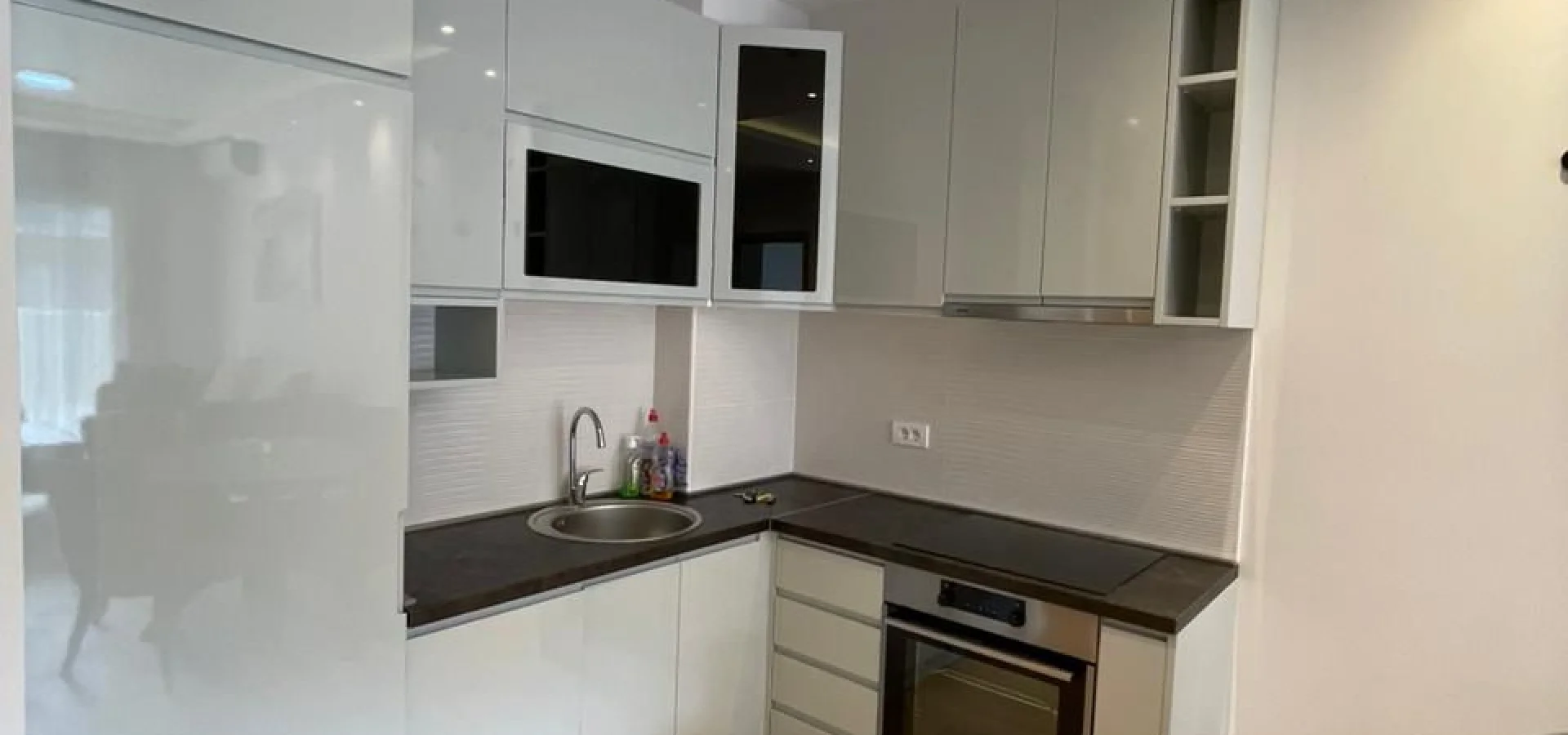 Budva'da 2 + 1  lüks daire kiralık