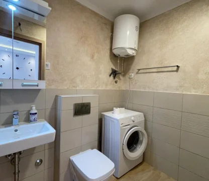 Budva'da 2 + 1  lüks daire kiralık