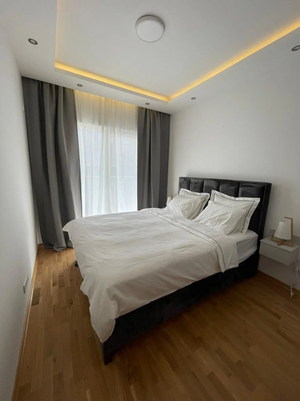 Budva'da 2 + 1  lüks daire kiralık