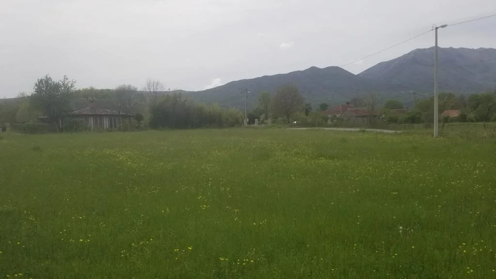 Podgorica  Danilovgrad  da 21 dönüm arazi