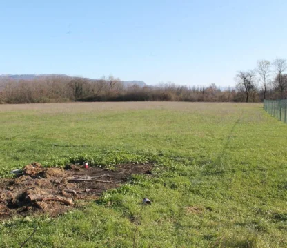 Podgorica  Danilovgrad  da 21 dönüm arazi