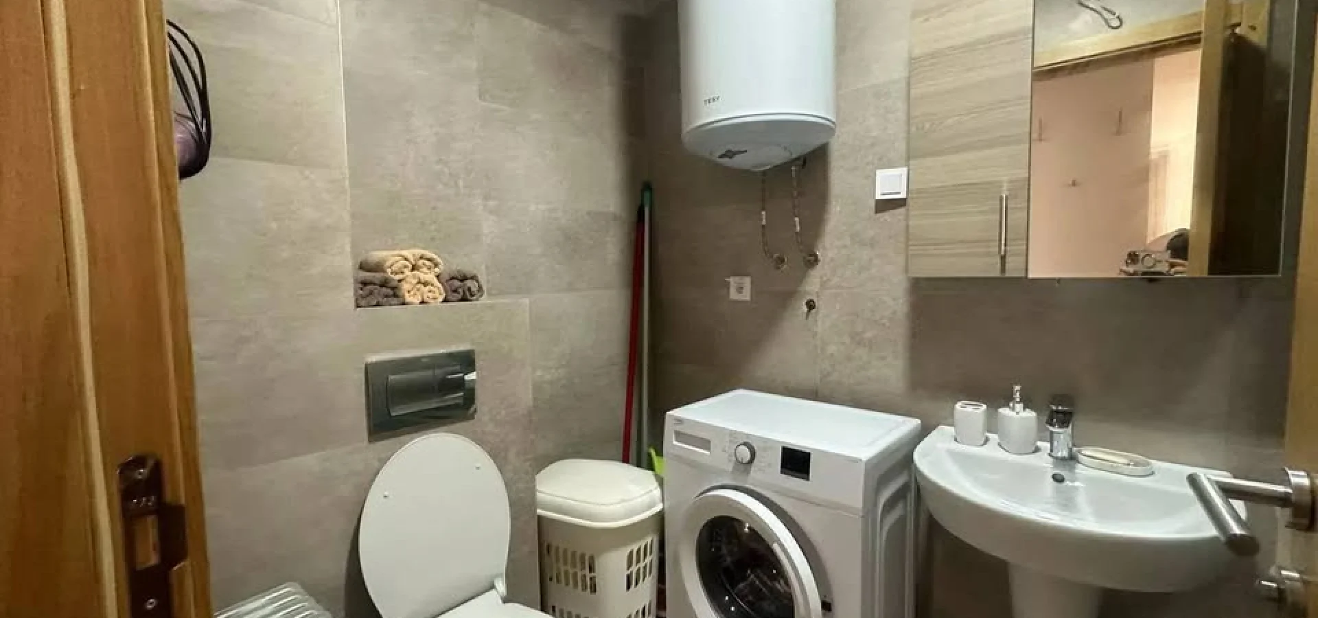 Beciçi'de satılık 2 + 1 daire 