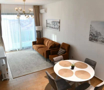 Beciçi de konforlu Geniş 1 + 1 satılık daire