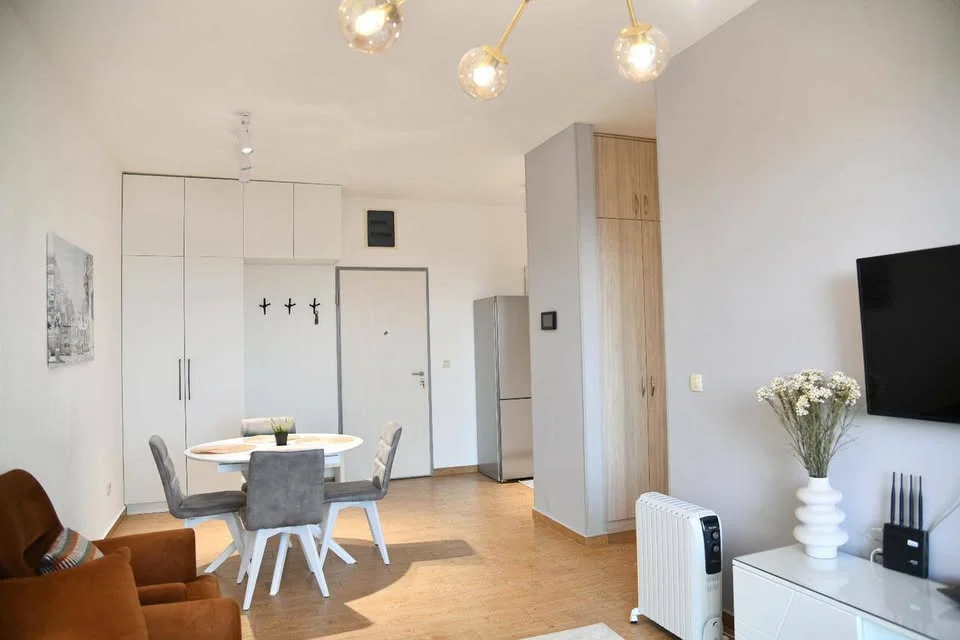 Beciçi de konforlu Geniş 1 + 1 satılık daire