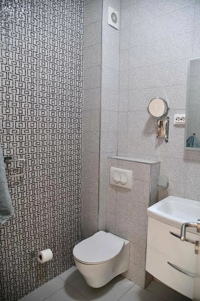 Beciçi de konforlu Geniş 1 + 1 satılık daire