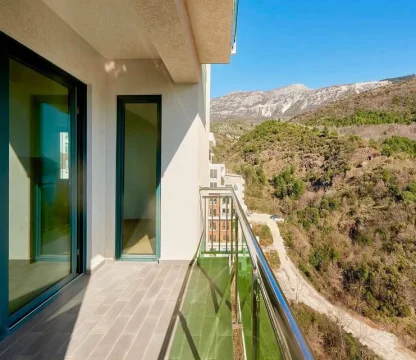 Beciçi de muhteşem deniz manzaralı 2 + 1 satılık daire