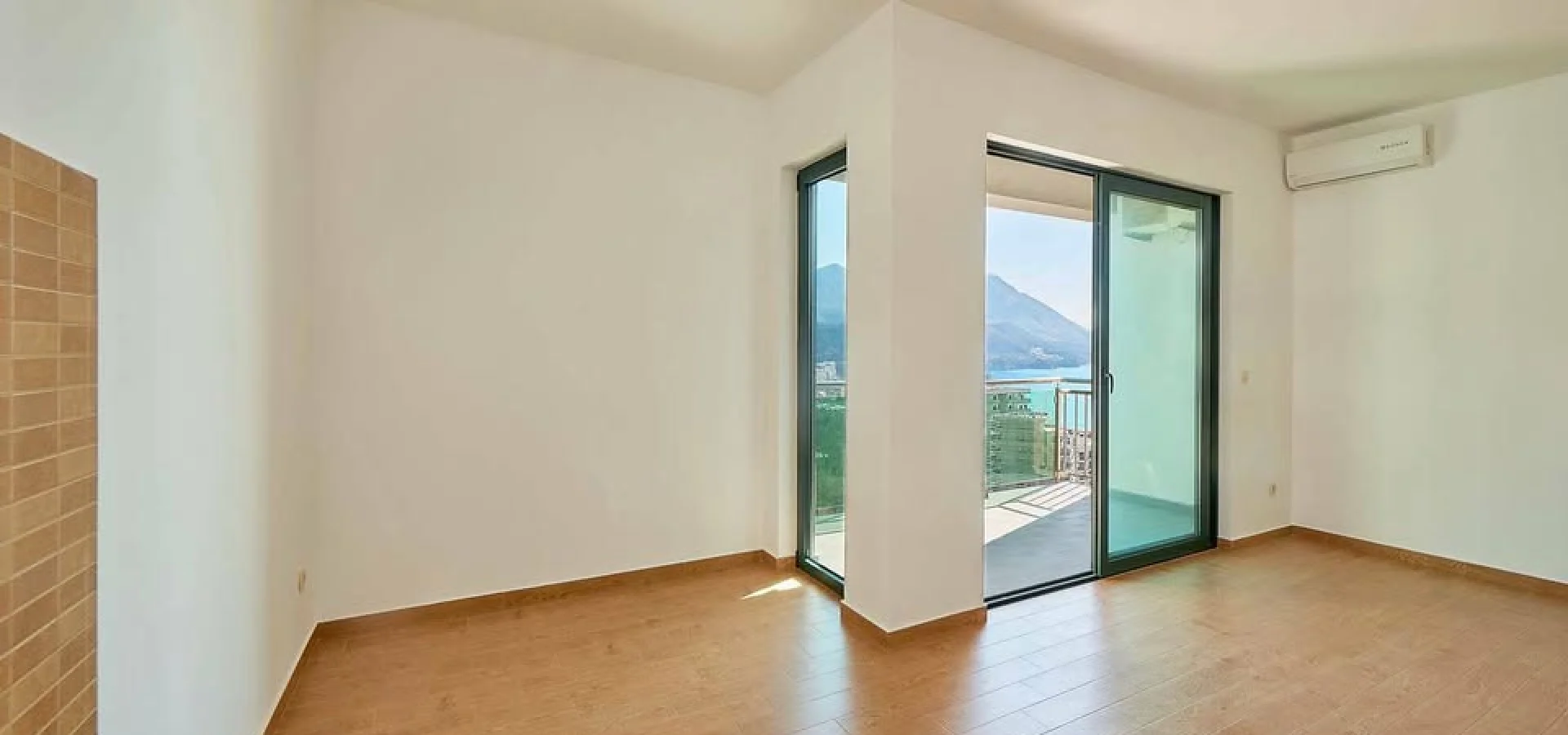 Beciçi de muhteşem deniz manzaralı 2 + 1 satılık daire