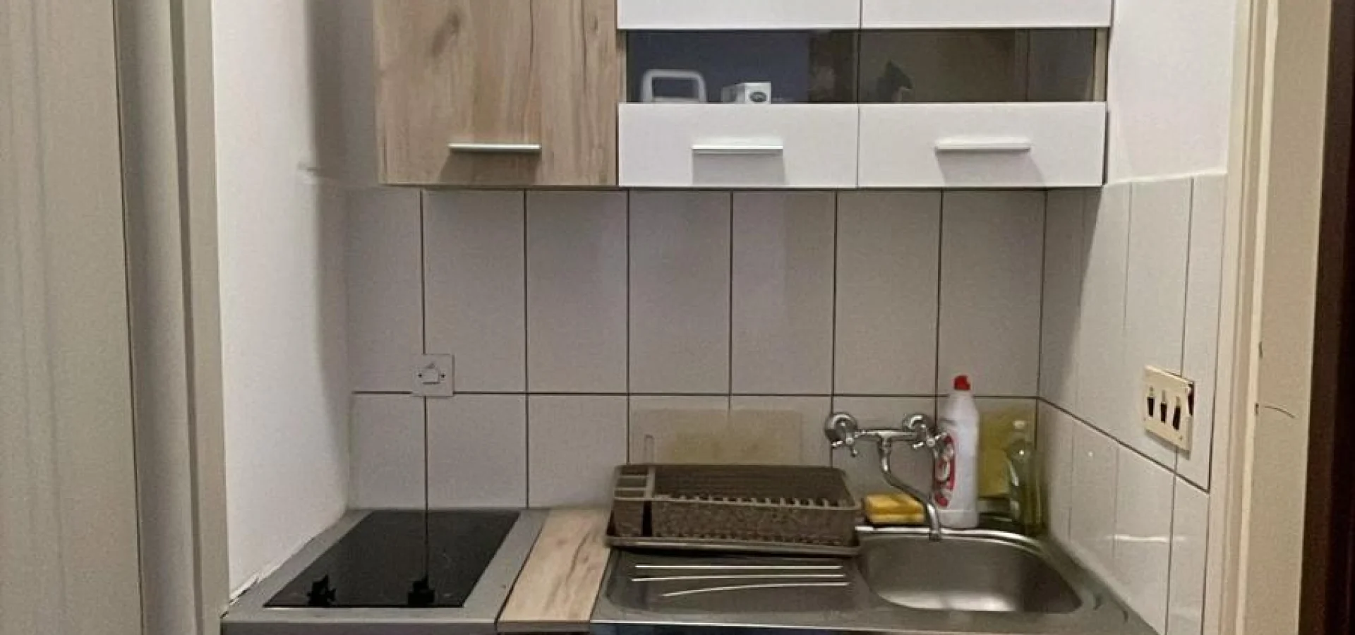 Budva'da stüdo daire merkeze ve sahile yakın