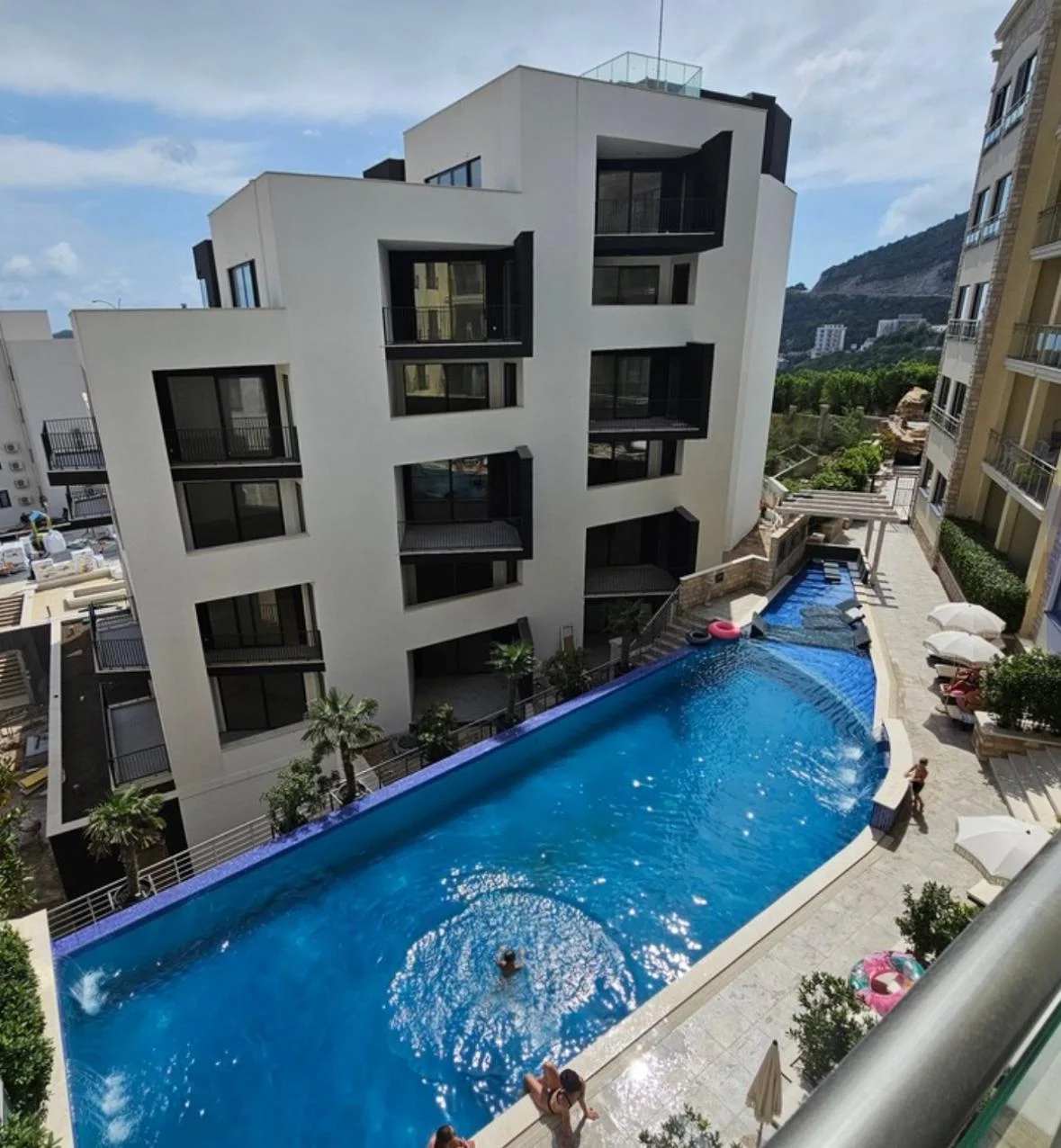 Beciçi de lüks sİtede Kiralık daire